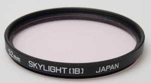 Hoya 52mm Skylight 1B Filter Hoya 52mm Skylight 1B Filter