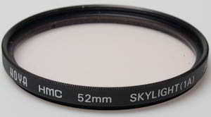 Hoya 52mm HMC Skylight 1B Filter Hoya 52mm HMC Skylight 1B Filter