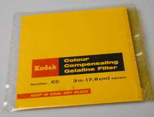 Kodak Wratten CC10M Magenta gelatin filter 75mm square Filter Kodak Wratten CC10M Magenta gelatin filter 75mm square Filter
